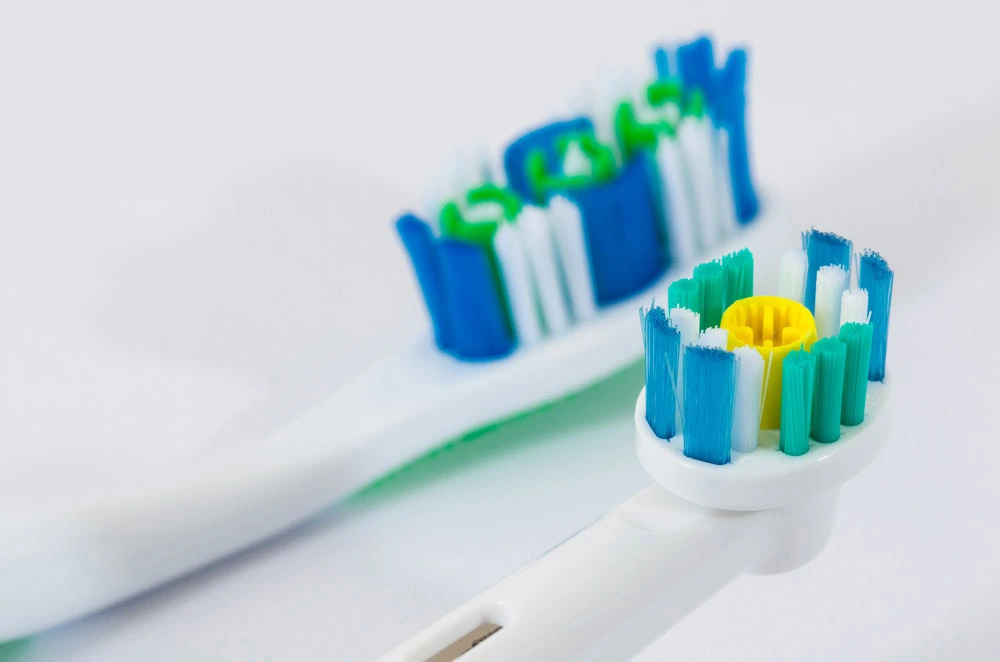 escovas dentárias